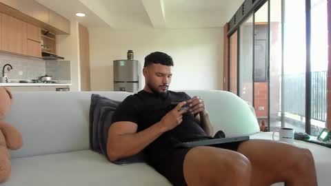 Snapshot of jackson_wayne__ chatting on 11.03.25 Jackson Wayne online show from 11.03.25