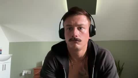 Snapshot of jackwilsonukforyou chatting on 06.14.26 Jack Wilson online show from 06.14.26