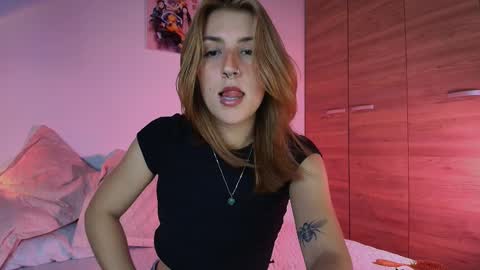 Snapshot of jacky_croft chatting on 03.03.25 Linda Sofia help me get to 100 thumbs up online show from 03.03.25