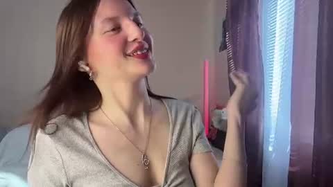 Snapshot of jaclynmalcolm chatting on 06.14.26 Lillian online show from 06.14.26
