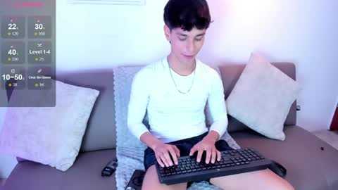 Snapshot of jacob_colliins chatting on 05.29.26 jacob_colliins online show from 05.29.26