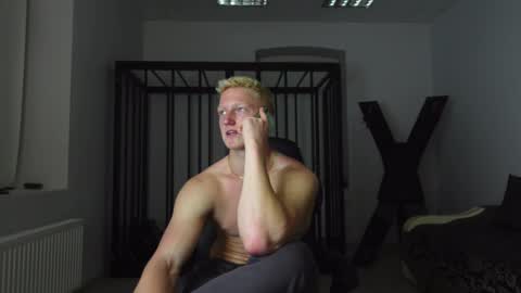 Snapshot of jacob_devon chatting on 09.22.25 JACOB DEVON online show from 09.22.25