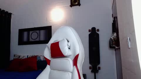 Snapshot of jacob_zane1 chatting on 02.04.25 Michael Caicedo online show from 02.04.25