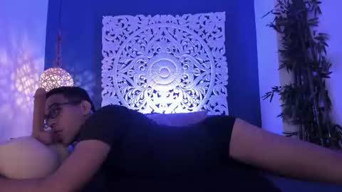 Snapshot of jacobdraven chatting on 06.17.26 jacobdraven online show from 06.17.26
