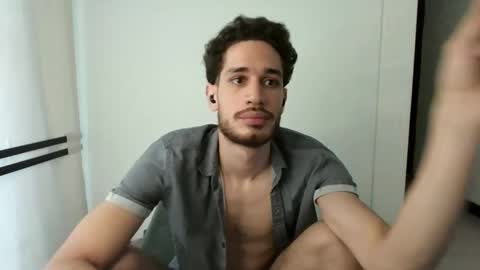 Snapshot of jacobmurphy2103 chatting on 09.26.25 JACOB ROBIN online show from 09.26.25