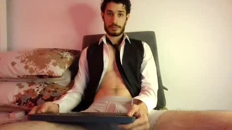 Snapshot of jacobmurphy2103 chatting on 11.01.25 JACOB ROBIN online show from 11.01.25