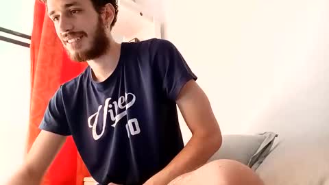 Snapshot of jacobmurphy2103 chatting on 11.20.25 JACOB ROBIN online show from 11.20.25