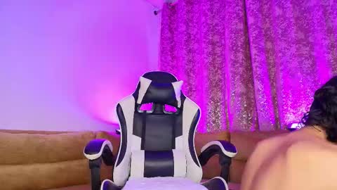 Snapshot of jacobo__parker21 chatting on 11.30.25 jacobo parker online show from 11.30.25