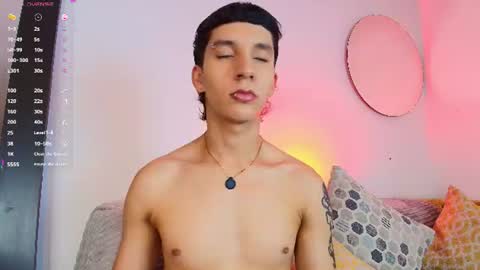 Snapshot of jacobo__parker21 chatting on 06.17.26 jacobo parker online show from 06.17.26