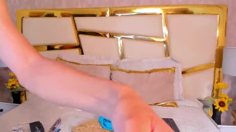 Snapshot of jacobrusso chatting on 12.22.25 jacobrusso online show from 12.22.25