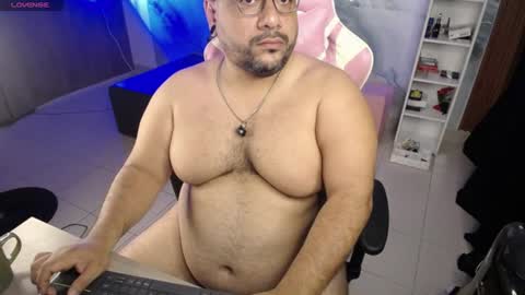 daddy sir master bear online show from 07.08.26
