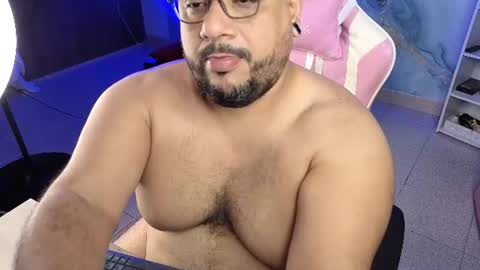 daddy sir master bear online show from 07.26.26