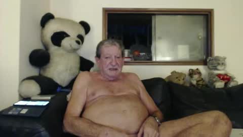 Snapshot of jacques_de_france chatting on 03.13.26 Jacques online show from 03.13.26