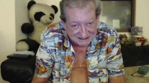 Snapshot of jacques_de_france chatting on 03.18.26 Jacques online show from 03.18.26