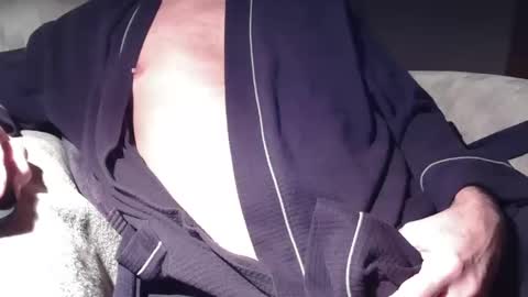 Snapshot of jacybob chatting on 12.17.25 jason online show from 12.17.25