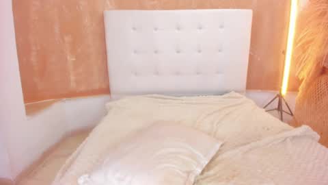 Vanniall online show from 12.01.24