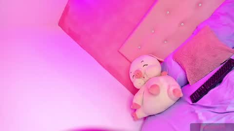 Vanniall online show from 12.22.24