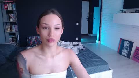 Jade online show from 08.05.26