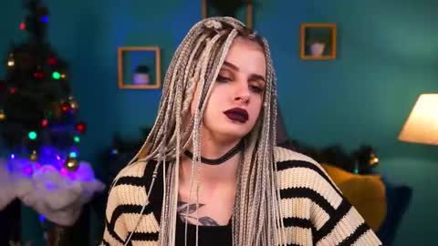 jade_castle online show from 12.15.24