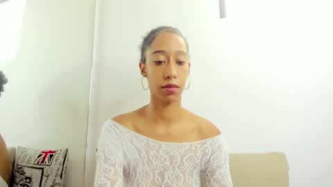 Jade smile online show from 09.27.25