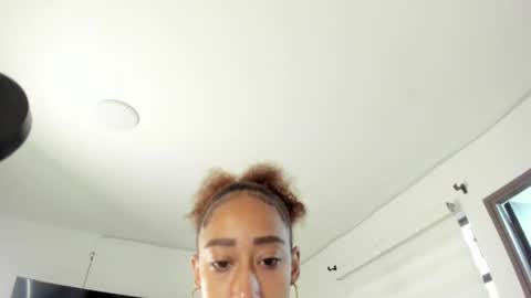 Jade smile online show from 04.29.26