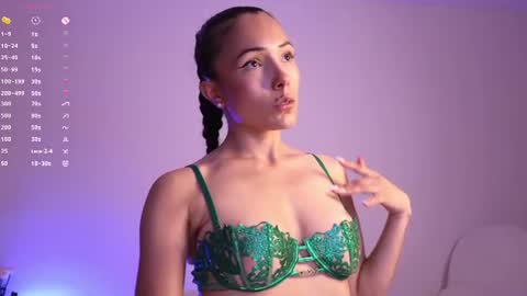 Jade Paris online show from 07.21.26