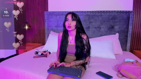 karlla scarlet online show from 05.03.26