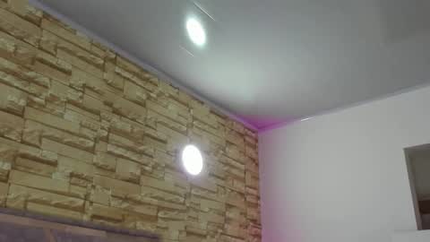 Snapshot of jade_white_ chatting on 01.14.26 jade white online show from 01.14.26