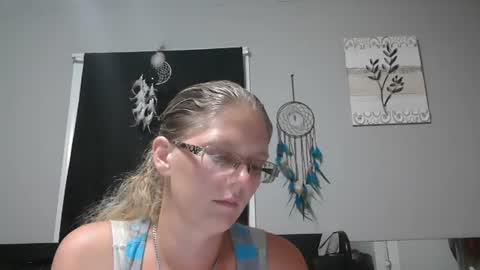 JadeLuv online show from 08.04.26