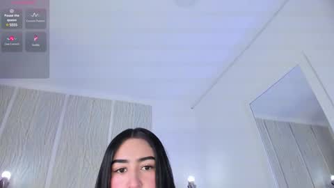 Snapshot of jademorwen chatting on 01.04.25 JADE online show from 01.04.25