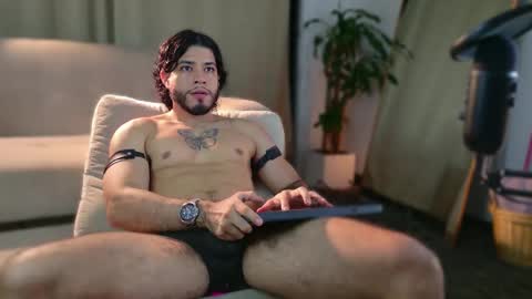 Snapshot of jadenfeynman chatting on 12.16.25 Jaden Feynman online show from 12.16.25