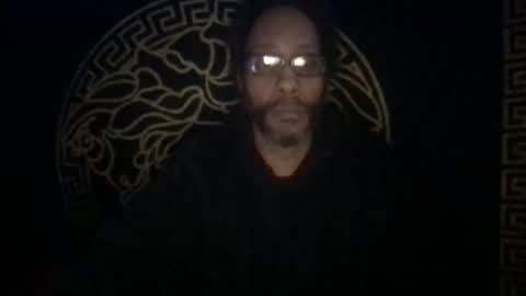 Snapshot of jaehamilton chatting on 11.15.25 jaehamilton online show from 11.15.25