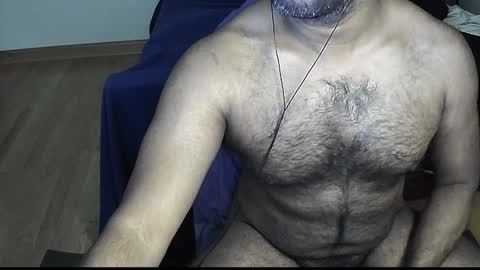 Snapshot of jag60053 chatting on 01.05.25 jag60053 online show from 01.05.25