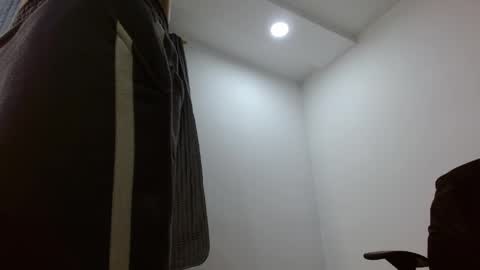 Snapshot of jaico_santos1 chatting on 04.09.26 Jaico online show from 04.09.26