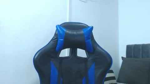 Hi guys im new 3 online show from 02.06.26