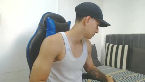 Hi guys im new 3 online show from 04.23.26
