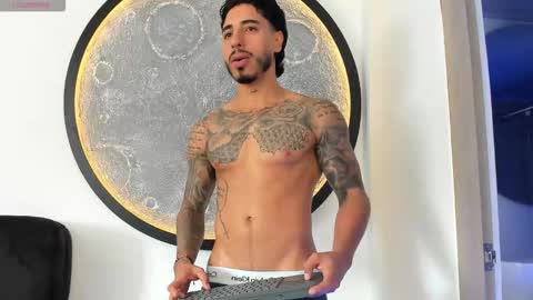 Santiago online show from 11.14.25