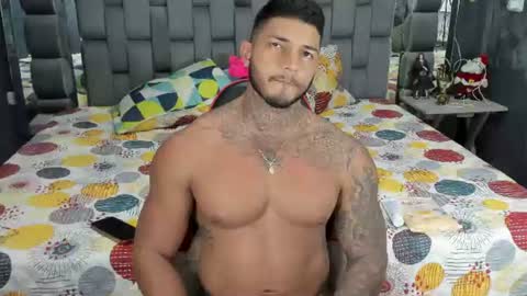 my name is sebas If you come here dont hesitate to say hello Im a guy who really likes having conversations and having hot online show from 06.15.26