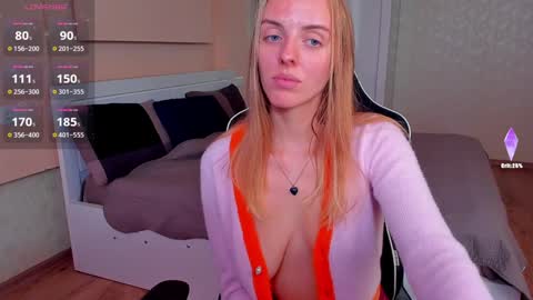 Snapshot of jam_cream chatting on 12.07.24 Sofia online show from 12.07.24