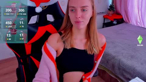 Snapshot of jam_cream chatting on 12.21.24 Sofia online show from 12.21.24