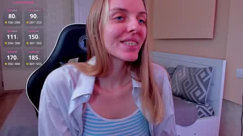 Snapshot of jam_cream chatting on 02.03.25 Sofia online show from 02.03.25