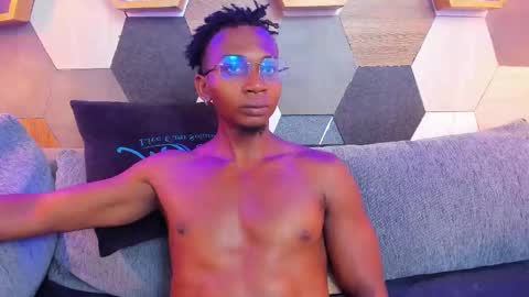 Snapshot of jamalmyst_ chatting on 03.04.25 online show from 03.04.25