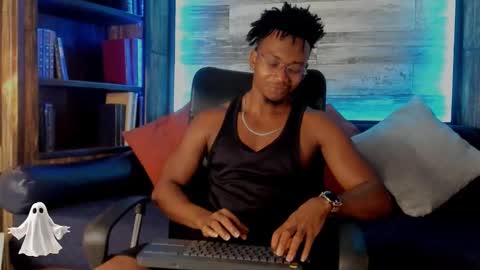 Snapshot of jamalmyst_ chatting on 10.17.25 online show from 10.17.25