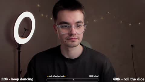 Snapshot of jame_flow chatting on 02.26.25 Hey there Im Jame online show from 02.26.25