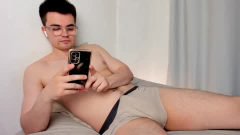 Hey there Im Jame online show from 05.01.26