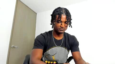 james_makony_1 online show from 01.02.25