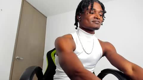 james_makony_1 online show from 01.04.25