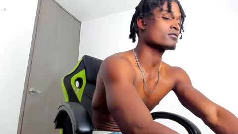 james_makony_1 online show from 01.06.25