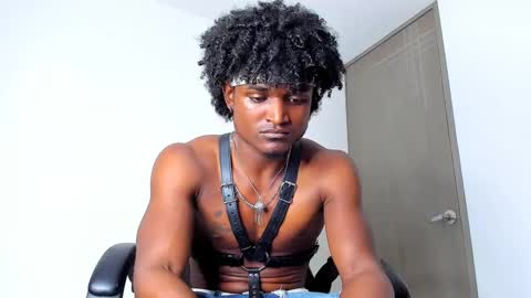 james_makony_1 online show from 01.22.25