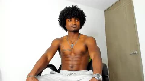 james_makony_1 online show from 02.01.25